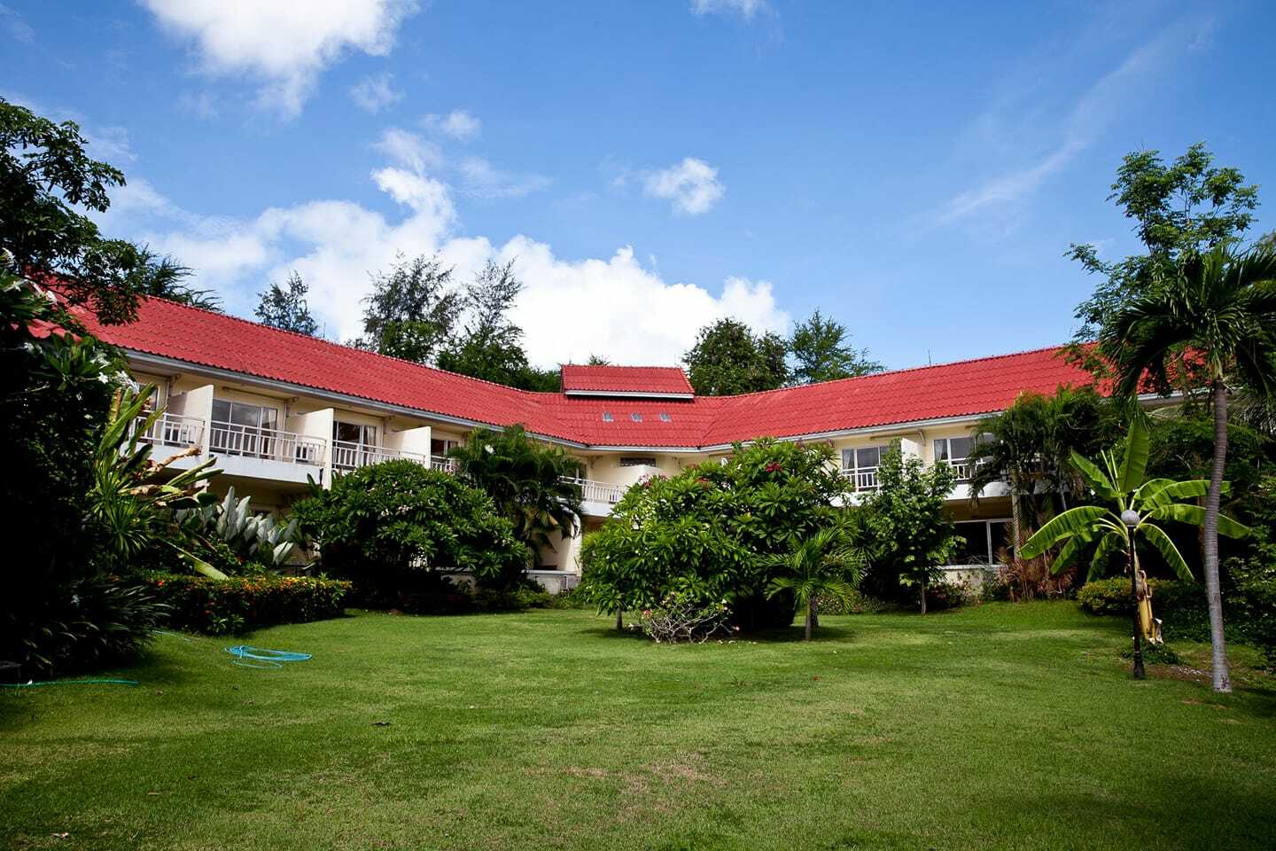 หาดแสงจันทร์ รีสอร์ท ( บ้านพัก ที่พักระยองติดทะเล ) ที่พัก ระยอง