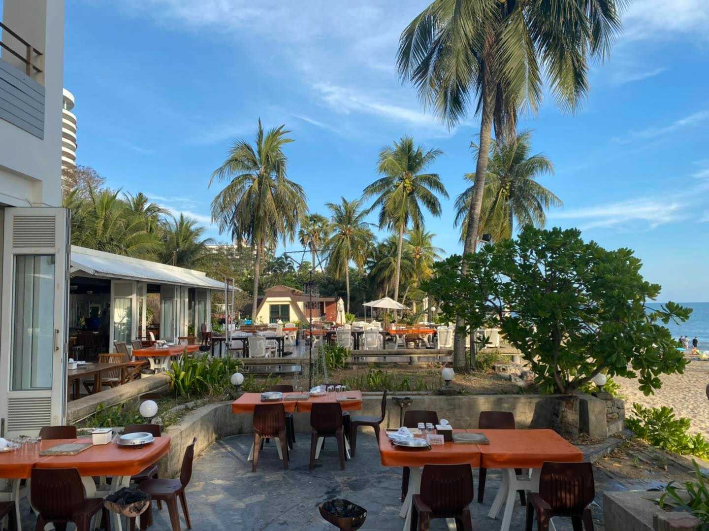 โรงแรมระยองชาเล่ต์ ( บ้านพัก ที่พักระยองติดทะเล ) ที่พัก ระยอง