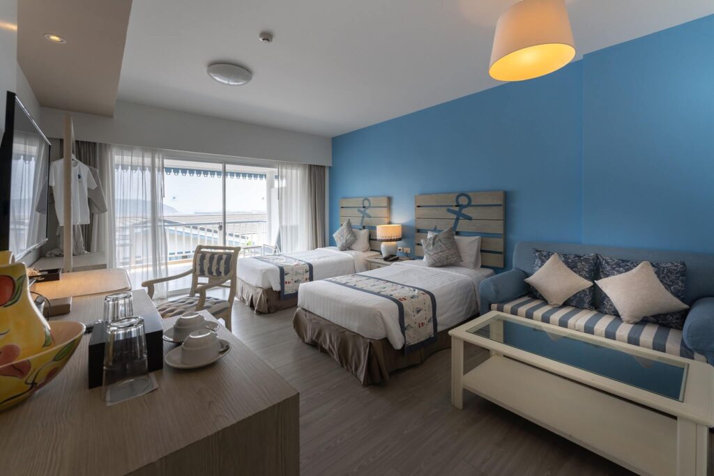 โรงแรม ซัมแวร์ (Somewhere Hotel Koh Sichang) ที่พักเกาะสีชัง